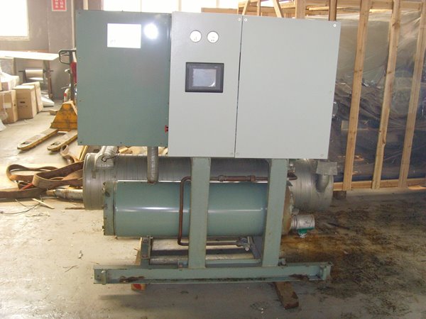 鹤峰酒店中央空调不停机清洗方法介绍